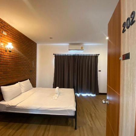 Hotel The Connect Chiang Mai Exterior foto